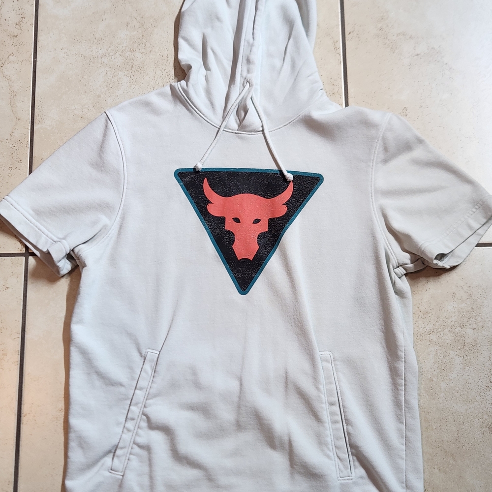 Under Armour Project Rock Short Sleeve Hoodie